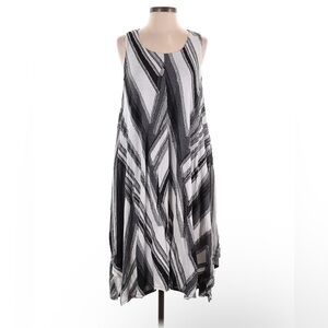 XS Black and White Vera Wang Dress